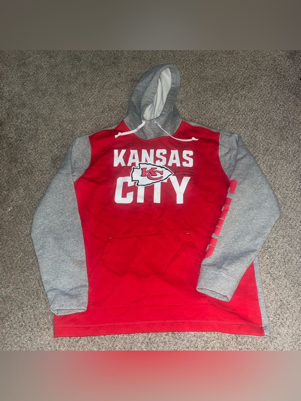Nike Red Gray Kansas City Chiefs Color Block Pullover Hoodie Sweatshirt NWOT L
